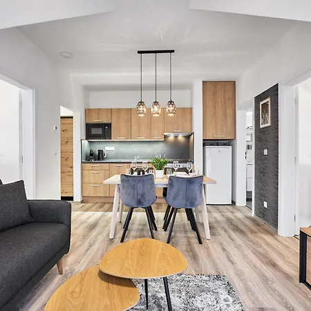 Appartamento Attic By Mountain Ways Loučná pod Klínovcem